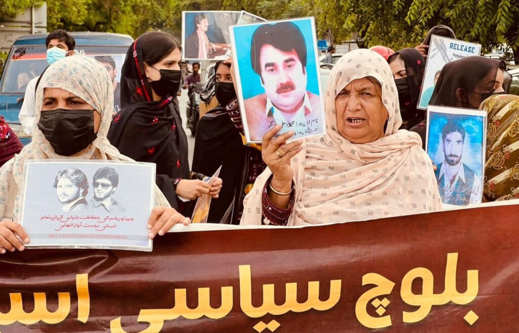 اسلام آباد میں بلوچ لاپتہ افراد اور بلوچ یکجہتی کمیٹی کے دھرنے کو 11 دن مکمل، دھرنا جاری