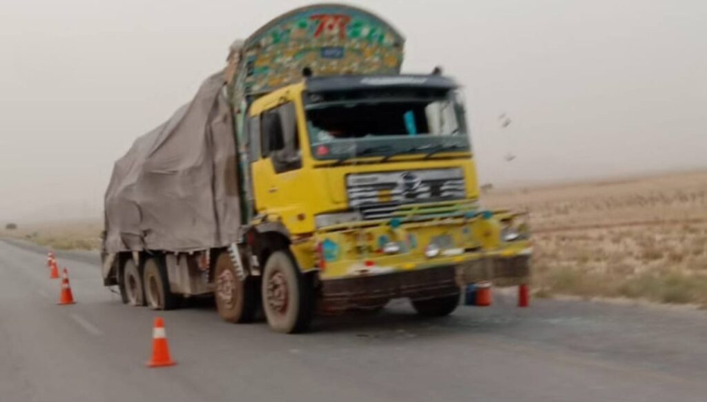 مستونگ: معدنیات لے جانے والی ٹرک پر مسلح حملہ