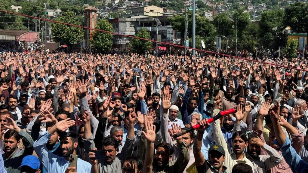 مقبوضہ جموں و کشمیر میں عوامی ایکشن کمیٹی کی کال پر پانچویں روز بھی ہڑتال جاری