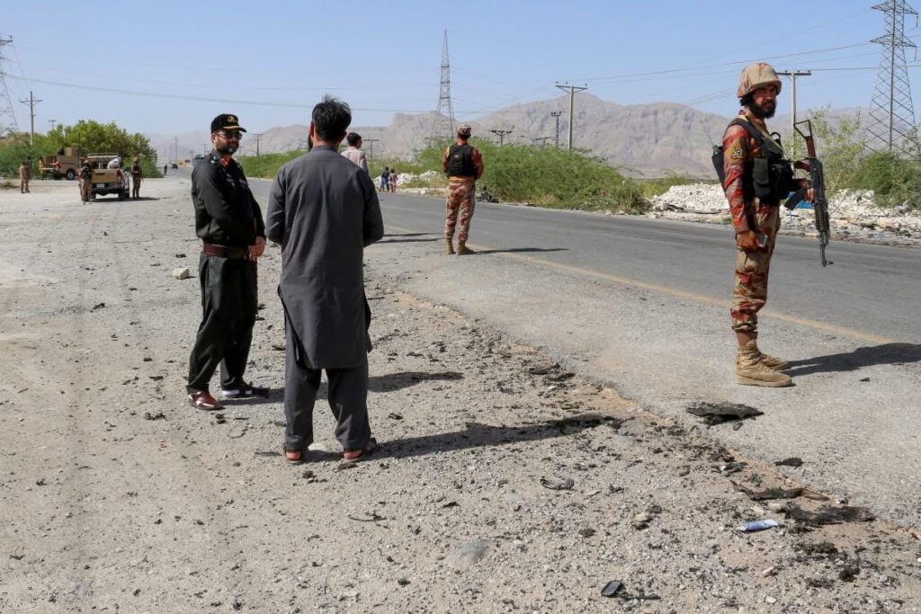 بلیدہ میں پاکستانی فورسز کے قافلے پر حملہ، متعدد اہلکار ہلاک، اسلحہ ضبط